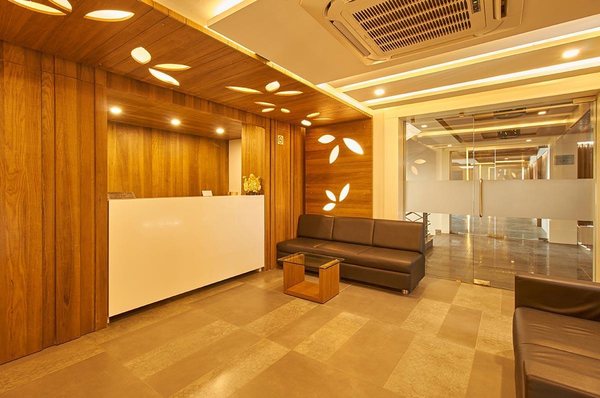 7 Wonders Hotel Gandhinagar Exterior foto