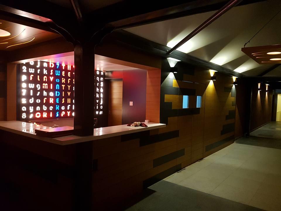 7 Wonders Hotel Gandhinagar Exterior foto